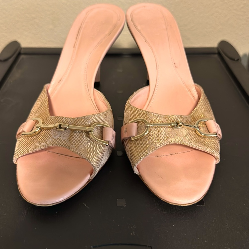 Gucci Pink Monogramed Glitter Kitten Heel Mules Open Toe Size 36 1/2.